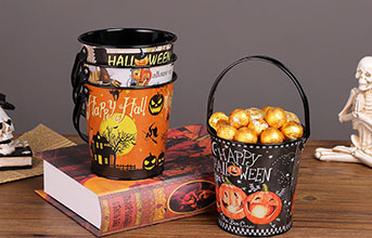 Halloween portable tin bucket packaging